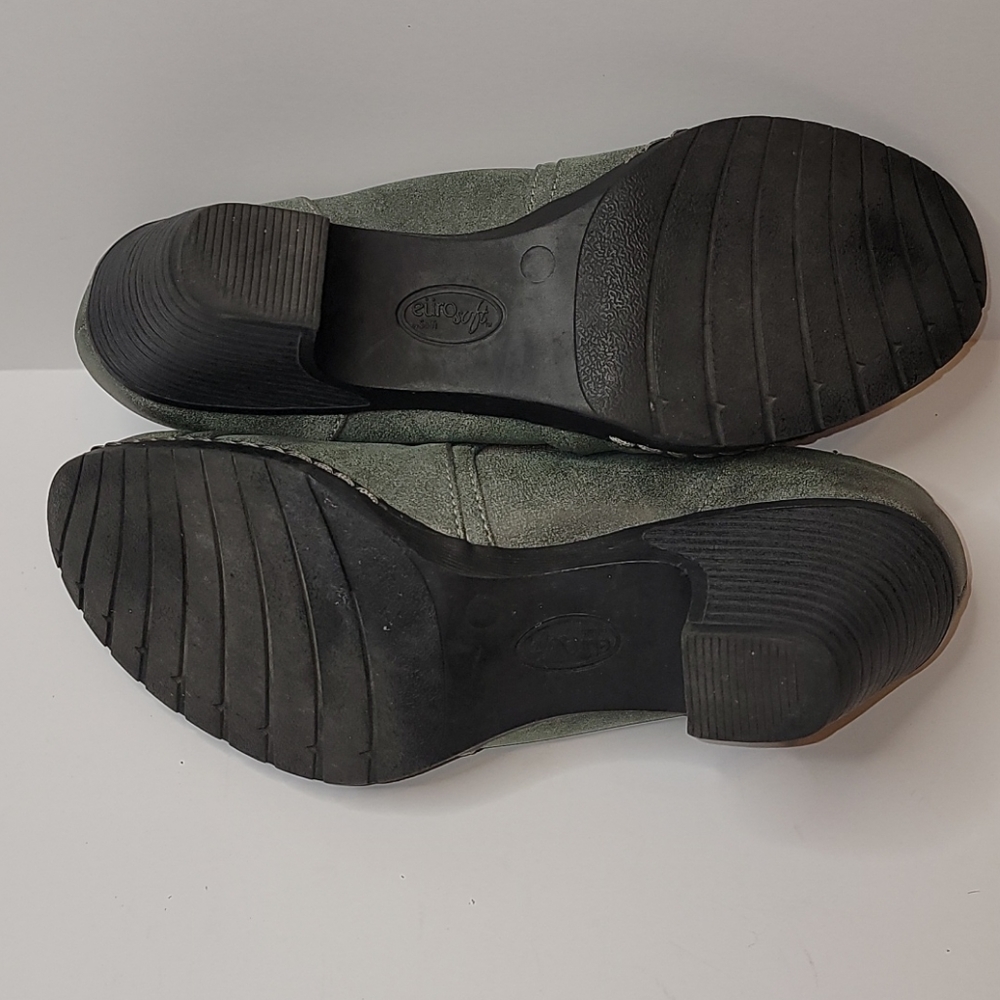 Distressed Grey booties - Picture 4 of 13
